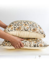 Load image into Gallery viewer, Classic Chintz Linen Cushion Cover
