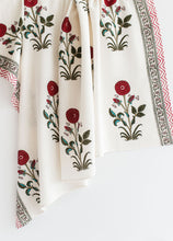 Load image into Gallery viewer, Scarlet Bloom Towel Set
